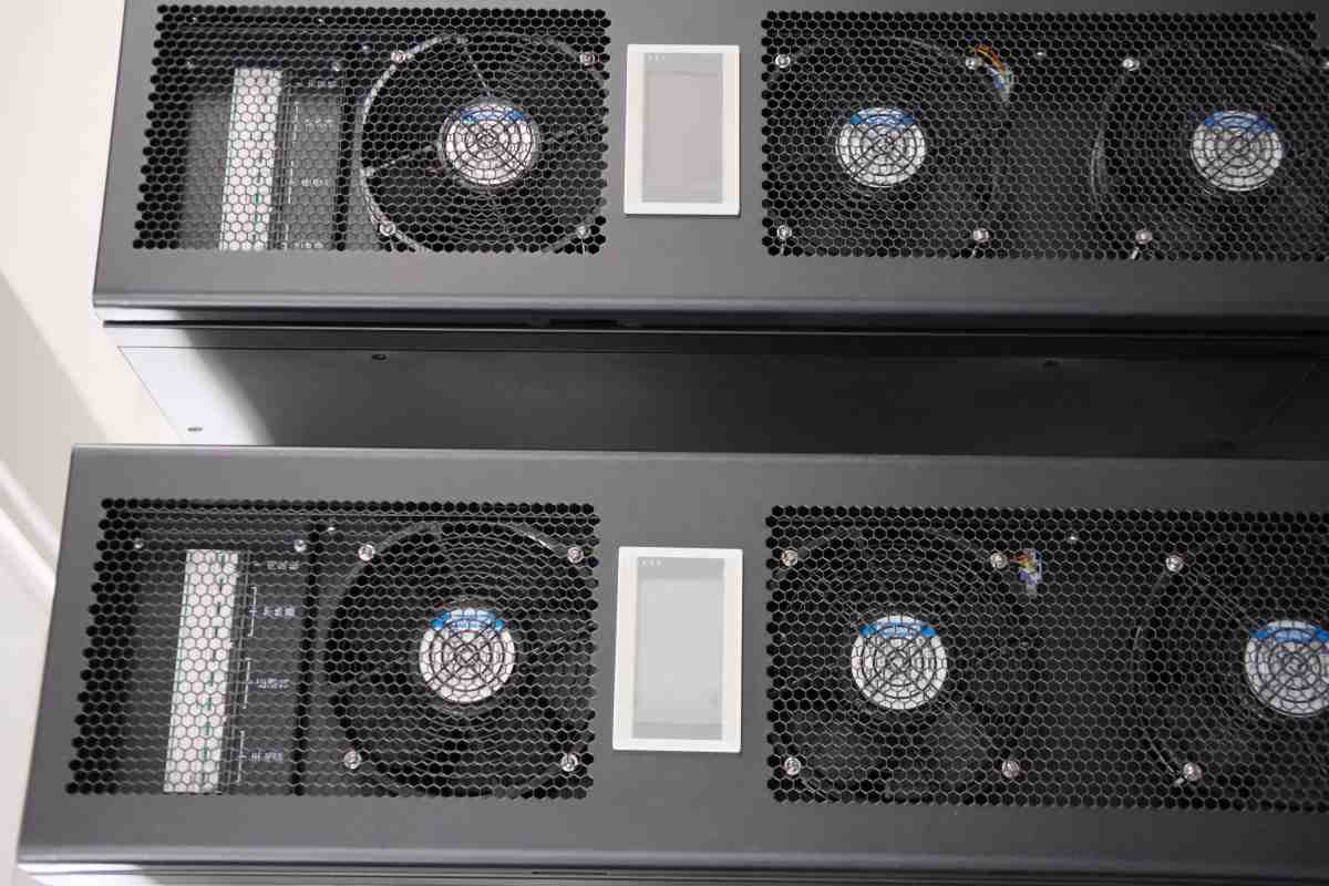 Inter-Row Precision Air Conditioner