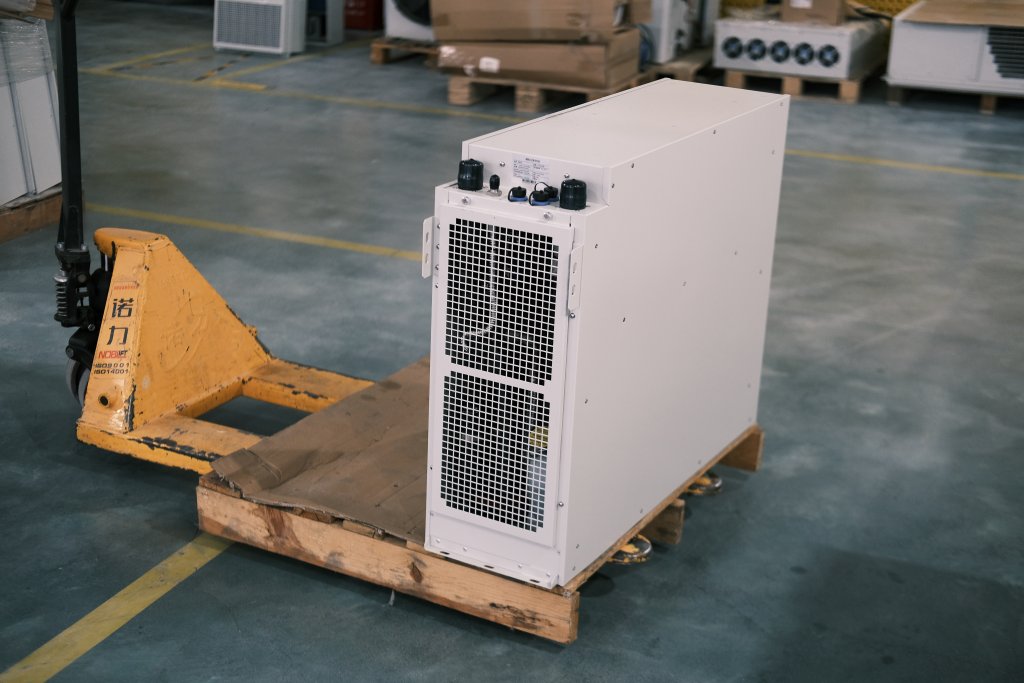 劲煊介绍了BESS热管理的液体冷却系统